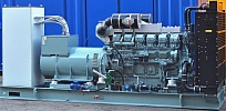 Mitsubishi 1000 кВт с баком на 12 000 литров для автодороги Москва - Петербург 